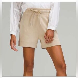 Lululemon Soft Ambitions Hi Rise Shorts in Trench 4”